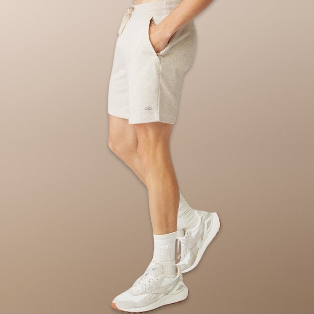 ALO YOGA - Chill Short - Medium - Oatmeal